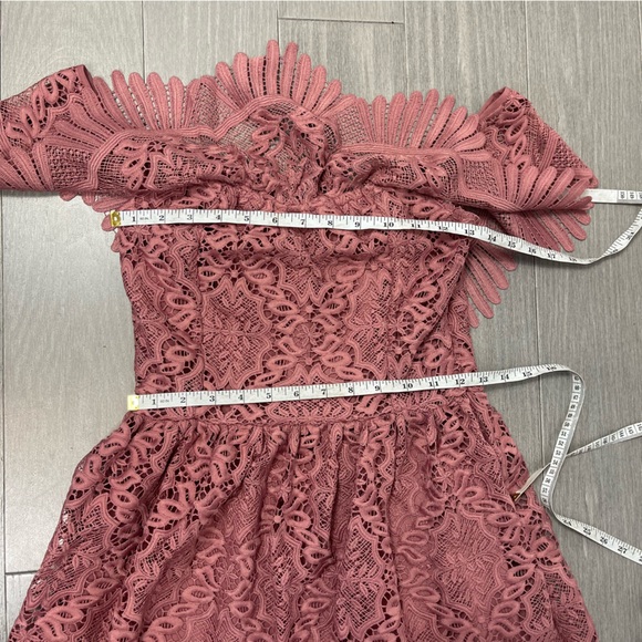 Lovers + Friends DREAM VACAY DRESS In Mauve Pink S Off Shoulder Revolve Lace - Picture 14 of 16